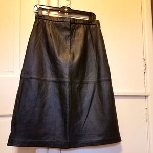 Epic vintage size 6 leather skirt